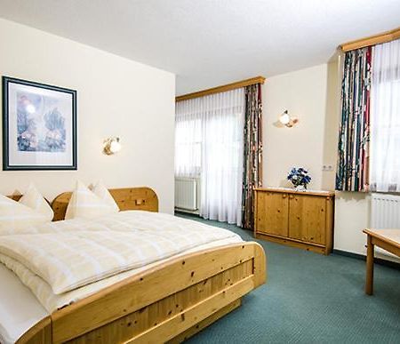 Hof Am Arlberg - Familie Walter Apartment Санкт Антон ам Арлберг Екстериор снимка