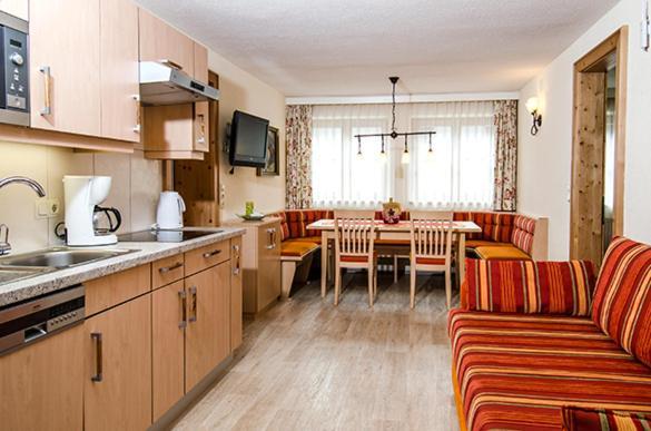 Hof Am Arlberg - Familie Walter Apartment Санкт Антон ам Арлберг Екстериор снимка