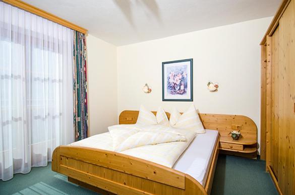 Hof Am Arlberg - Familie Walter Apartment Санкт Антон ам Арлберг Екстериор снимка